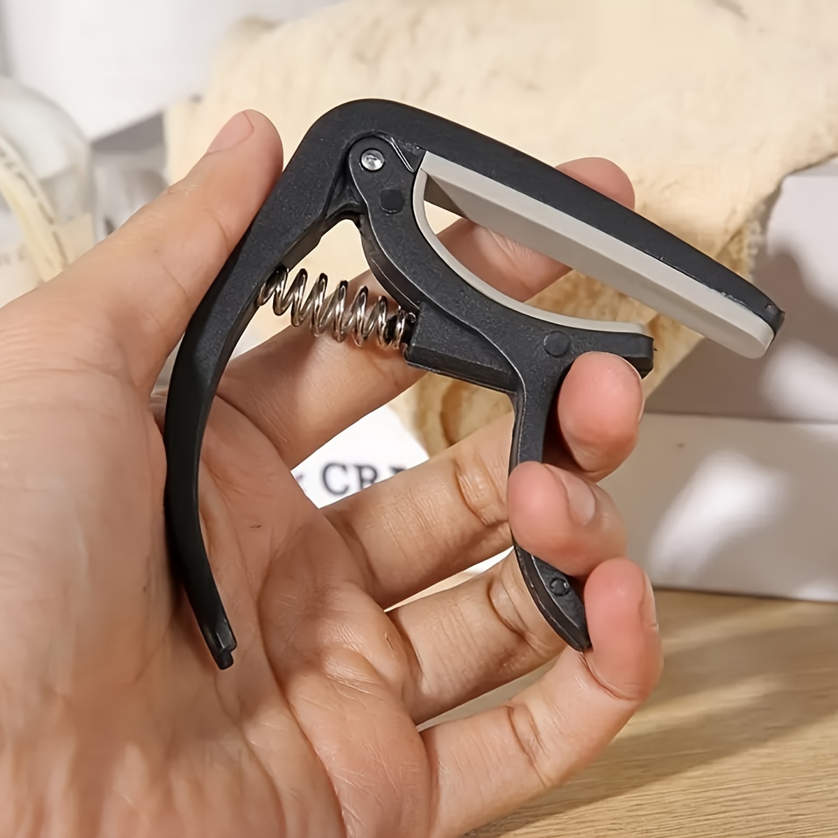 Duurzame houten gitaar capo st - Guitar Tuner Clip recensie en prijs